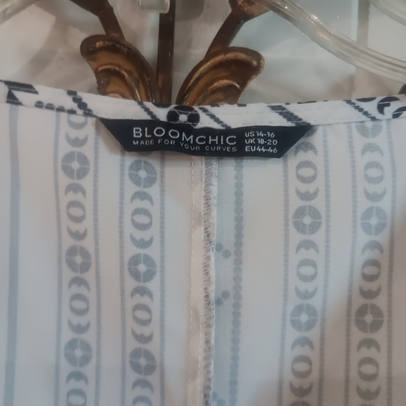 BloomChic White and Blue Maxi Flutter Sleeve Sundress - Picture 3 of 5